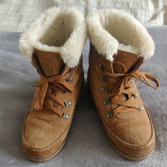 LAMO Women's Taylor Boots Suede Chestnut Size 7 - Picture 1 of 15